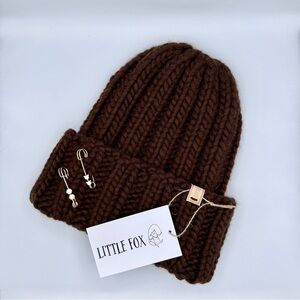 Handmade Chunky Beanie — Puffy Knit Hat, Cozy & Warm (Brown)